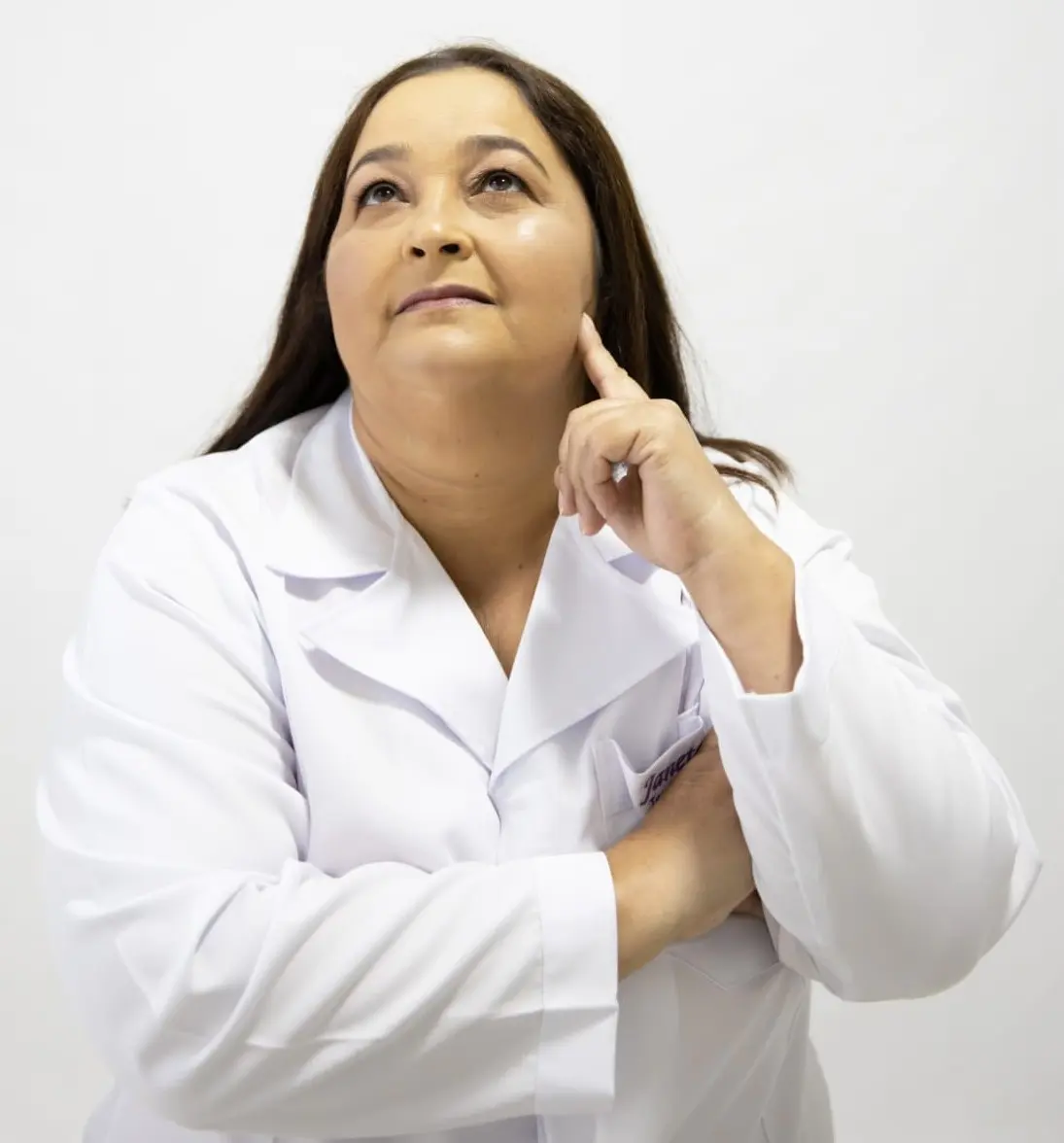 Foto profissional de Janete Saugo, terapeuta especialista em Aura Master e Fitoenergética